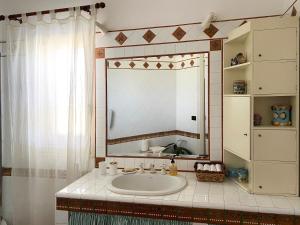 Fotografia z galérie ubytovania Villa Anna - Appartamento relax 3 minuti a piedi dalla spiaggia v destinácii Sciacca + 35 fotografií