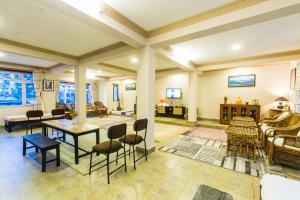 Posezení v ubytování Hotel Acme Inn