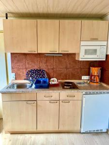 A kitchen or kitchenette at Haus Illmau