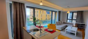 Χώρος καθιστικού στο Cebeci Residence Pendik