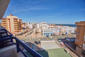 - Balcón con vistas a la ciudad en VistAzul 402, en Lepe