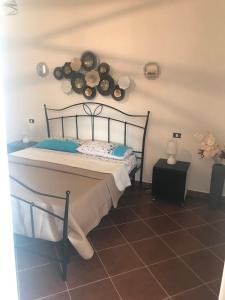 A bed or beds in a room at Bella Vista
