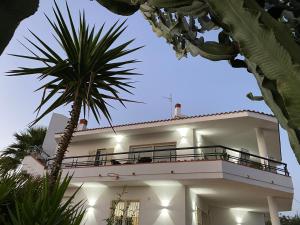 Balkón alebo terasa v ubytovaní Villa Anna - Appartamento relax 3 minuti a piedi dalla spiaggia