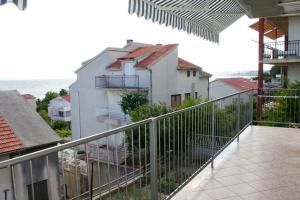 Fotografie z fotogalerie ubytování Apartments with a parking space Podstrana, Split - 5250 v destinaci Podstrana