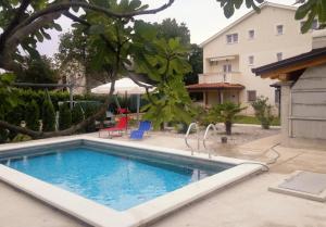 Fotografie z fotogalerie ubytování Family friendly apartments with a swimming pool Sveti Anton, Krk - 5291 v destinaci Malinska