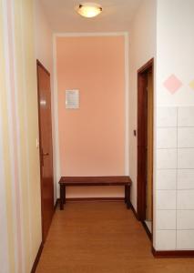 Fotografie z fotogalerie ubytování Family friendly apartments with a swimming pool Sveti Anton, Krk - 5291 v destinaci Malinska