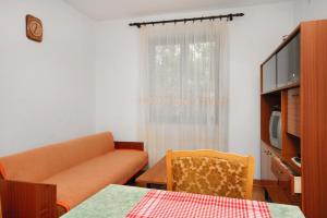 Fotografie z fotogalerie ubytování Apartments with a parking space Baska, Krk - 5411 v destinaci Baška