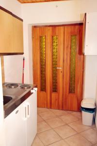 Kuchyň nebo kuchyňský kout v ubytování Apartment Punat 5428a + 18 fotografií