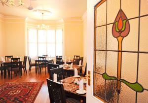 Restoran atau tempat makan lain di Sica's Guest House - The Loft