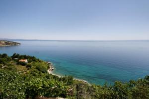 Galeriebild der Unterkunft Apartments and rooms with parking space Stara Baska, Krk - 5447 in Stara Baška