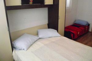 Posteľ alebo postele v izbe v ubytovaní Apartment Novi Vinodolski 5479c + 16 fotografií