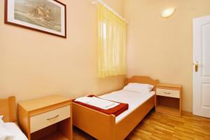 Fotografie z fotogalerie ubytování Apartments with a parking space Baska, Krk - 5450 v destinaci Baška