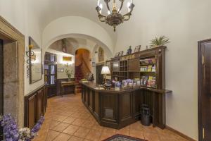 The lounge or bar area at Hotel Cerny Slon