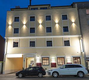Budova, kde se hotel nachází