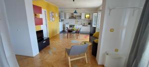 Kuchyň nebo kuchyňský kout v ubytování Apartments TERRAeSAL