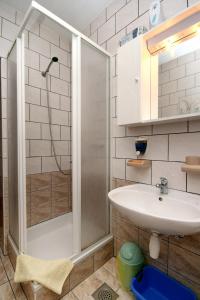 Koupelna v ubytování Apartments with a parking space Crikvenica - 5553 + 32 fotografií