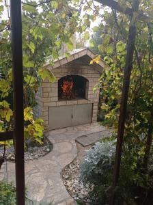 Vonkajšia záhrada v ubytovaní Holiday House K&K
