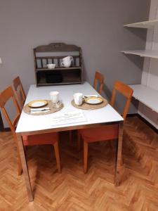 Fotografie z fotogalerie ubytování Studio central airco et local vélo v destinaci Huy