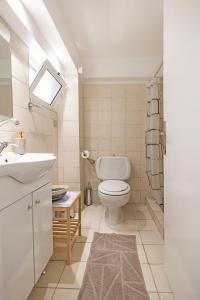 A bathroom at S&A STUDIO