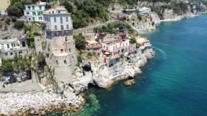 Vista aerea di Villa Levante - Direct Sea Access - Full Sea View - Amalfi Coast