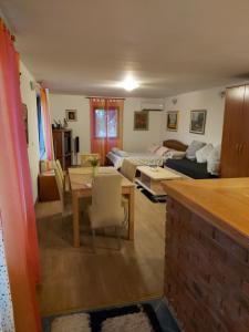 Posteľ alebo postele v izbe v ubytovaní Studio apartman KOTRO