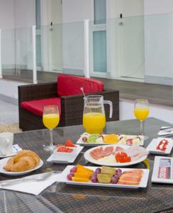 Možnosti snídaně pro hosty v ubytování La Boutique Puerta Osario