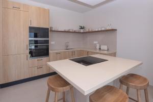 Kuchnia lub aneks kuchenny w obiekcie Villa Eden Beachfront Corralejo By Holidays Home