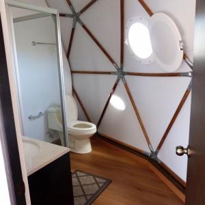 Koupelna v ubytování Cool Glamping Bernal + 37 fotografií