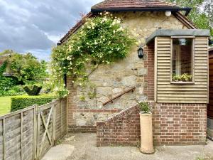 Zahrada ubytování Library Cottage by inspirestays-com