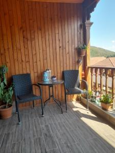 Un balcón o terraza de Davit batoni Guest house