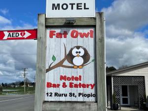 Certifikát, hodnocení, plakát nebo jiný dokument vystavený v ubytování FatOwl Motel, Bar & Eatery