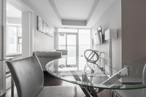 Foto dalla galleria di MMG Executive Suite - VIEWS FROM THE TOP a Toronto