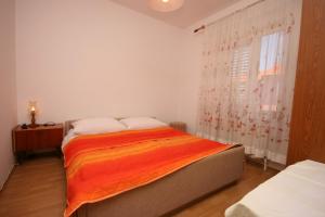 Fotografie z fotogalerie ubytování Apartments with a parking space Vodice - 6238 v destinaci Vodice