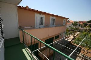 Fotografie z fotogalerie ubytování Apartments with a parking space Vodice - 6238 v destinaci Vodice