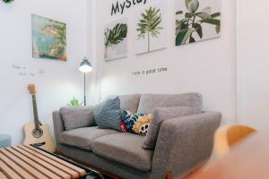 Posezení v ubytování Mystay Hostel Nan