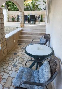 Balkón alebo terasa v ubytovaní Triple Room Selce 2379d