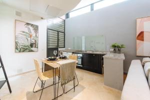 Kuchyňa alebo kuchynka v ubytovaní Conde de Ibarra Suite Apartment