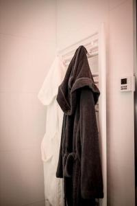 蒙托邦room five - parking, balnéothérapie, place nationale, un havre de paix的相册照片