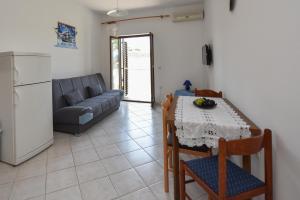Posezení v ubytování Apartments by the sea Kustici, Pag - 6353