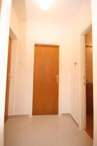 Fotografie z fotogalerie ubytování Apartments by the sea Stara Novalja, Pag - 6375 v Novalji