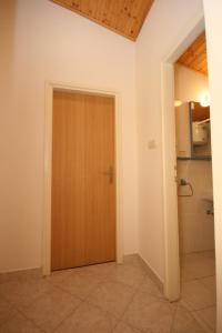 Fotografie z fotogalerie ubytování Apartments by the sea Stara Novalja, Pag - 6375 v Novalji