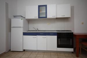 Fotografia z galérie ubytovania Apartments by the sea Metajna, Pag - 6425 v Metajni
