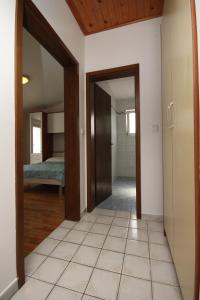 Fotografia z galérie ubytovania Apartments by the sea Metajna, Pag - 6425 v Metajni