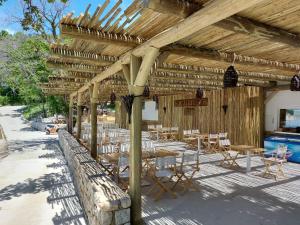 Reštaurácia alebo iné gastronomické zariadenie v ubytovaní Holiday Homes Kačjak + 6 fotografií