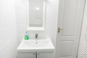Kúpeľňa v ubytovaní Venus Apartments - Dohany Street III