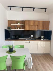 Photo de la galerie de l'établissement Apartment N & N, à Struga