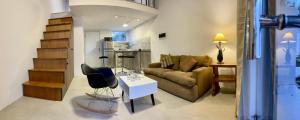 Posezení v ubytování Tiny Houses en Asunción. Zona Aeropuerto-Rakiura