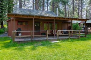 Zahrada ubytování Lake Creek Lodge