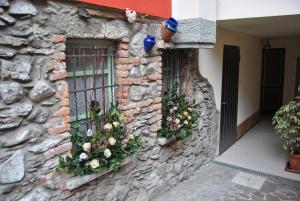The building in which a panziókat is located