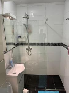 Milan tesisinde bir banyo